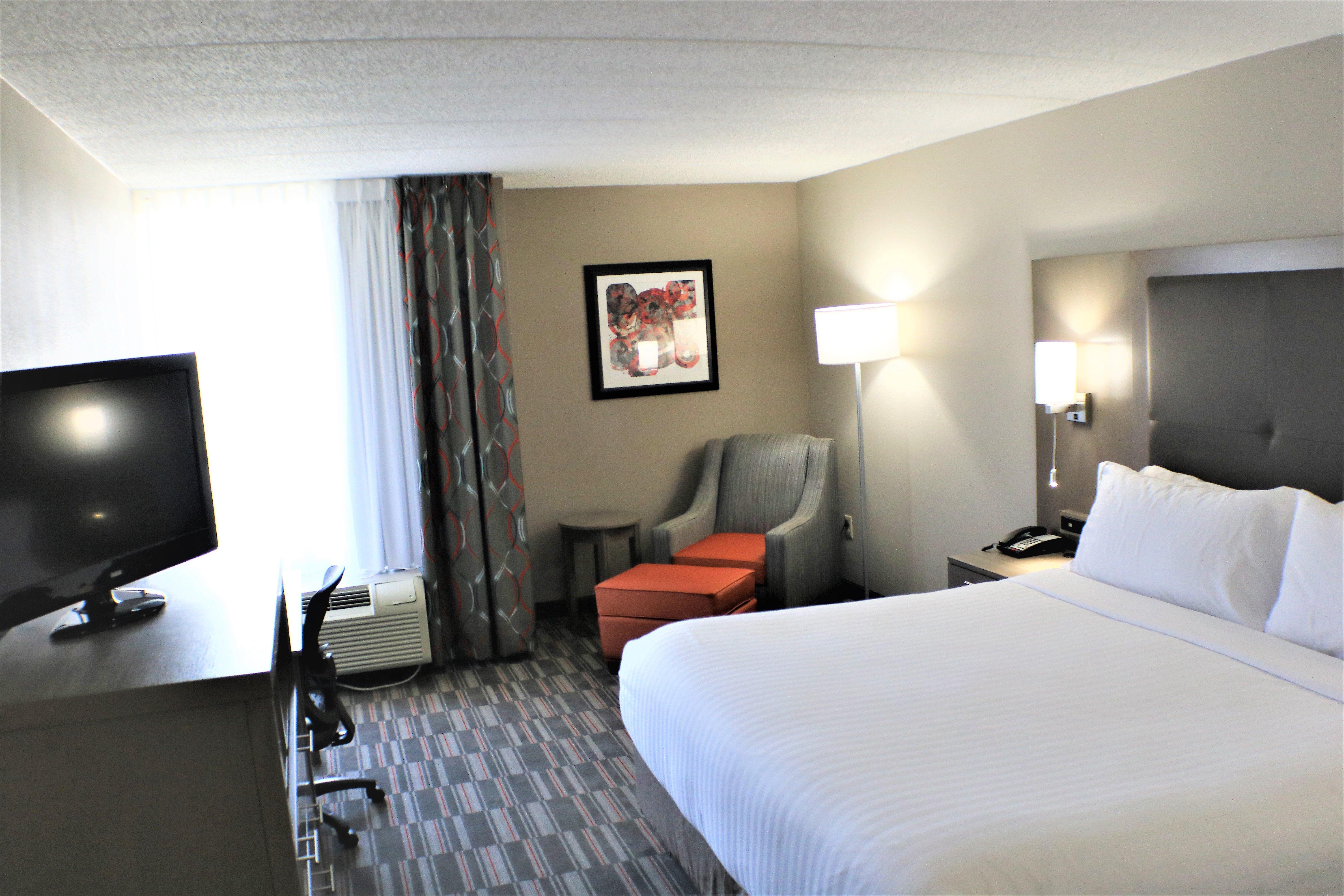 Holiday Inn Express Woodstock-Shenandoah Valley By Ihg Exterior foto