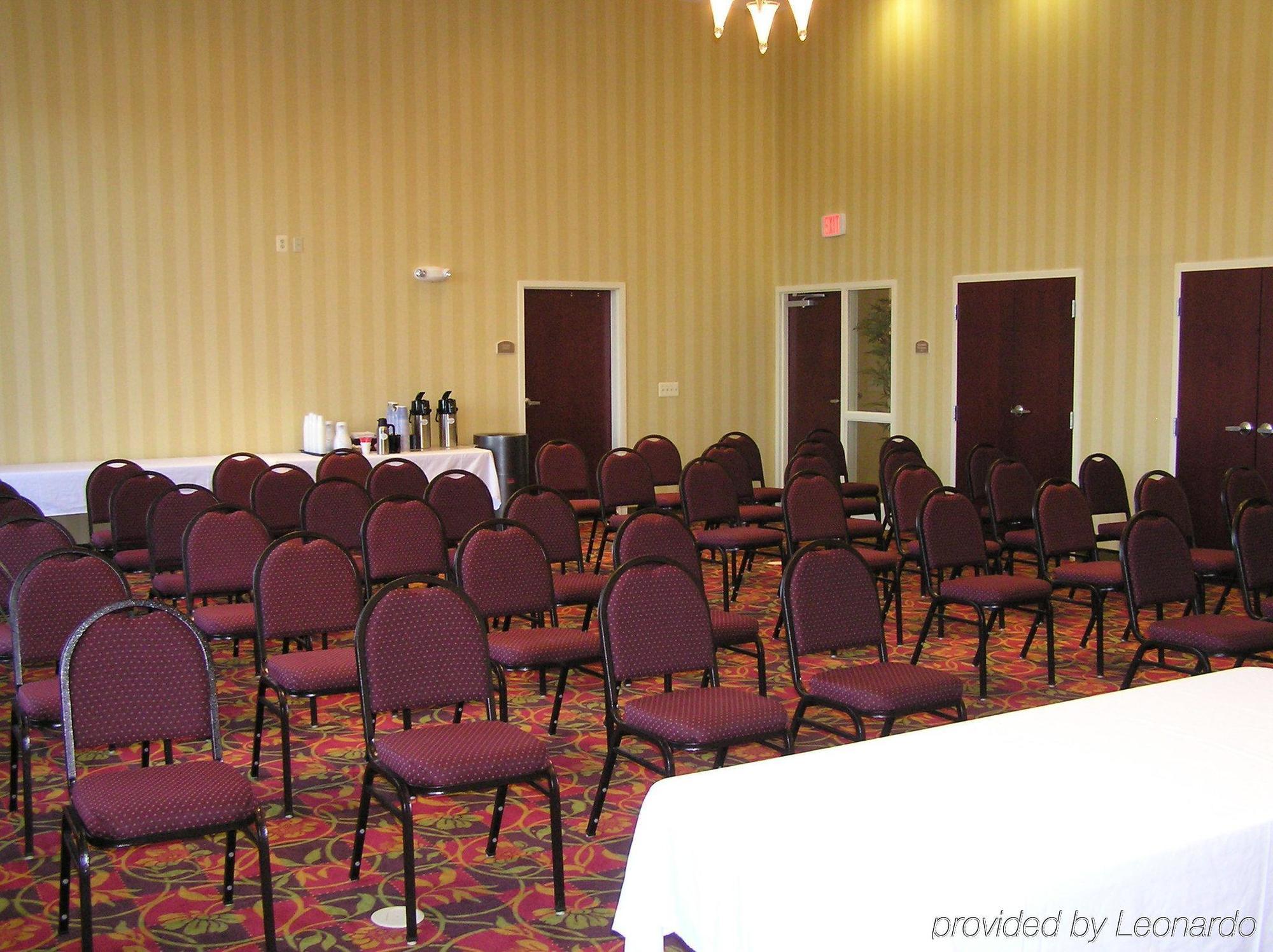 Holiday Inn Express Woodstock-Shenandoah Valley By Ihg Exterior foto
