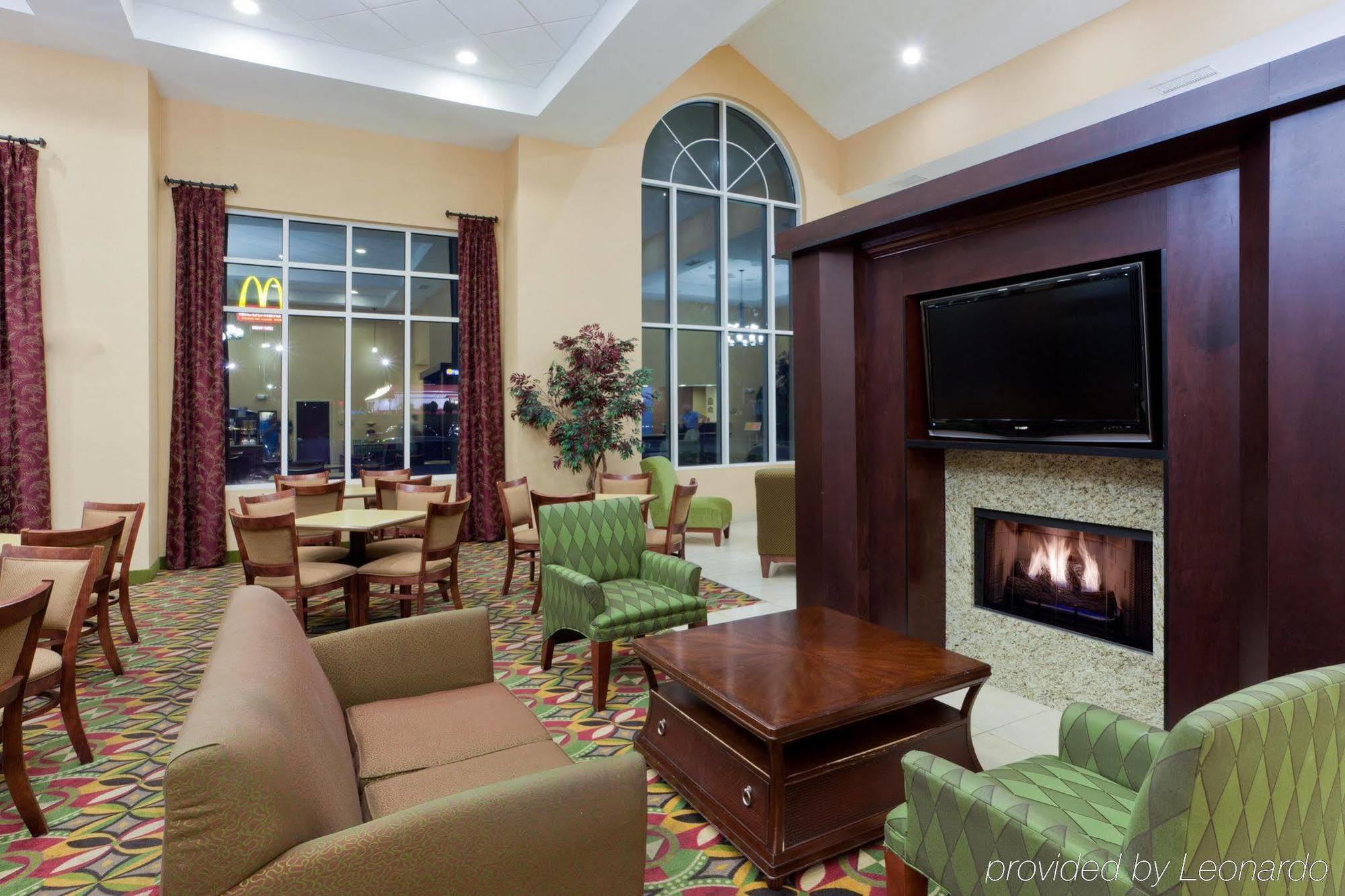 Holiday Inn Express Woodstock-Shenandoah Valley By Ihg Exterior foto